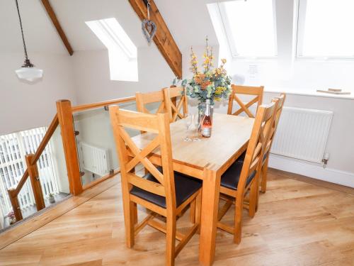 A szálláshely kívülről, Yr Hen Festri in Llanddeiniolen