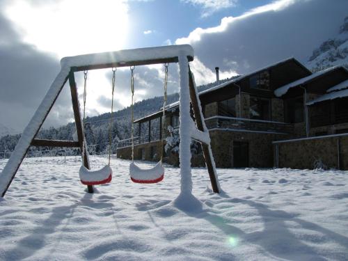 Orizontes Tzoumerkon Hotel Resort