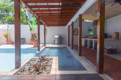Casa Mona - Full Property Rental