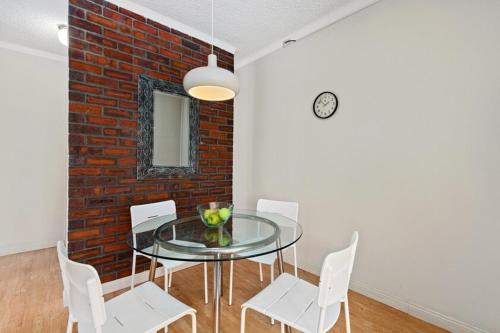 Hurstville home with a view comfort & style - image 12