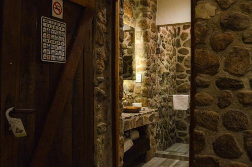 444491099 Hotel de Piedra