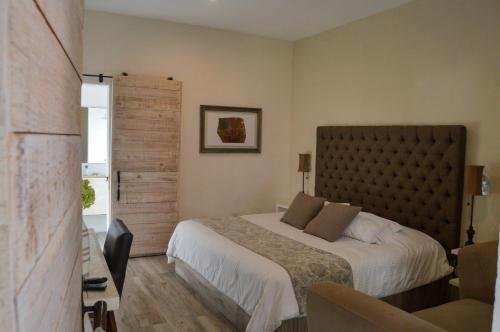 444491119 Hotel de Piedra
