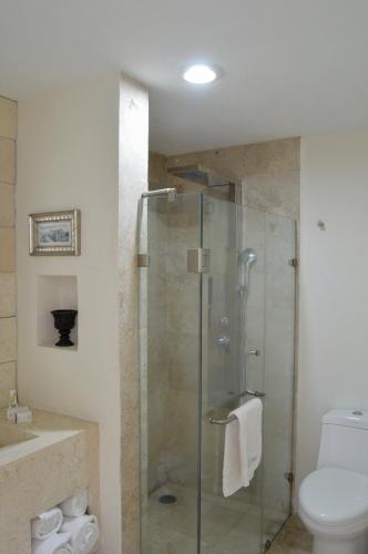 444491543 Hotel de Piedra