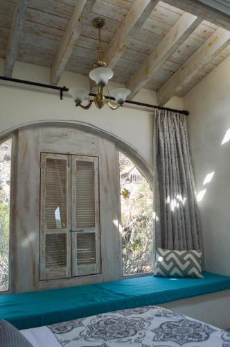 444491819 Hotel de Piedra