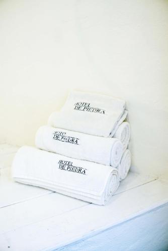 444495932 Hotel de Piedra