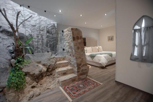 444497828 Hotel de Piedra
