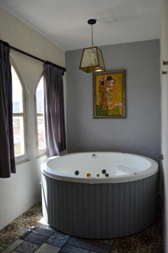 444498001 Hotel de Piedra