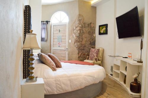 444498029 Hotel de Piedra