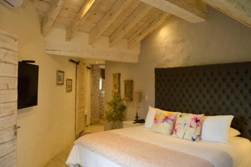 444498055 Hotel de Piedra