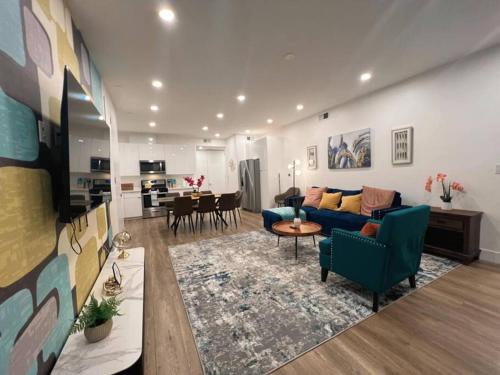 Luminousness 4B3B Home in Torrance, USA