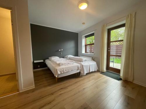 Bui Hotel Humble - image 10