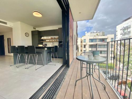 8 Hulda - By Beach Apartments TLV