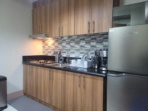 A&R Condo by the Bay 5