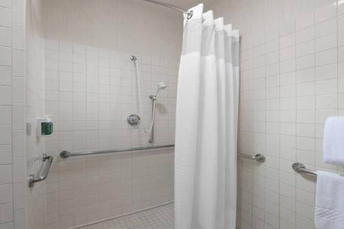 Residence Inn Dallas Park Central - image 10