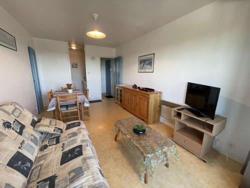Appartement cosy proche plage avec balcon et vue mer - FR-1-224C-48