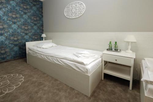 Biały Dom Henlex Hotel Restauracja - image 33