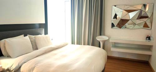 Mirada Hotel Room Type - Deluxe Room