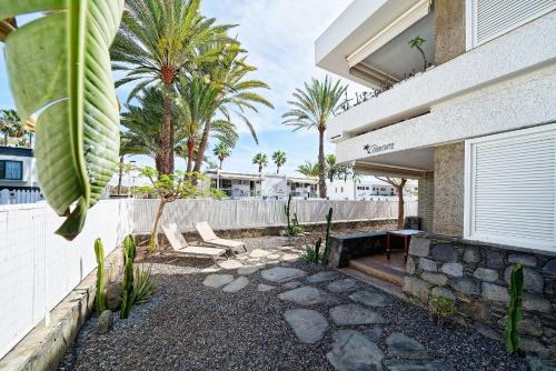 Apartamentos Cocoteros - image 6