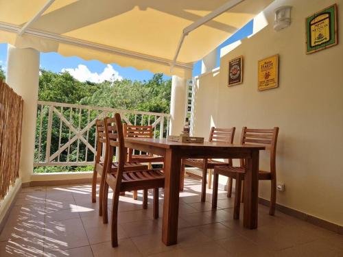 Joli Duplex 6 pers. avec piscine in เลอ ยามัน