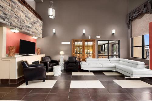 Baymont by Wyndham Springfield - image 12