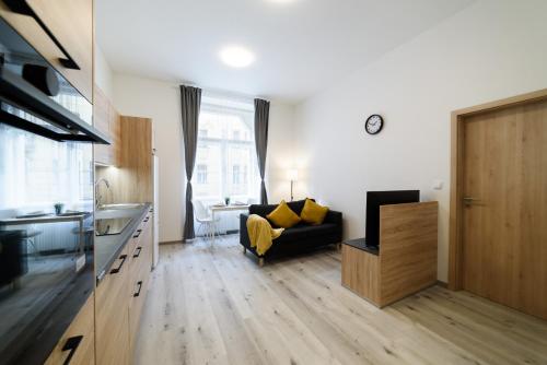 New apartments near Dancing house, Prag (Foto 11)