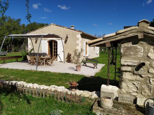 Charmante bergerie dans un cadre bucolique - Location saisonnière - Saint-Rémy-de-Provence