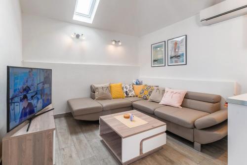 Létesítmények, Holiday home Skrika in Splitska