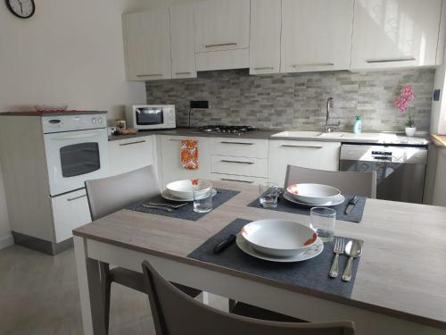  A due passi dalla ciclabile, Ferienwohnung in Calalzo