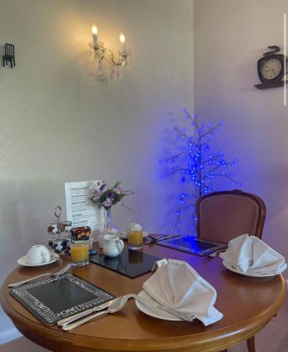 The Southbourne Villa - image 3