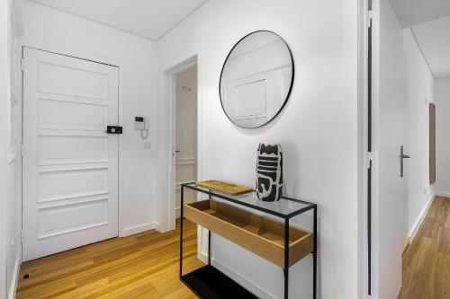 WHome Chic & Stylish Retreat in Estoril's Finest Location, Estoril (foto 10)