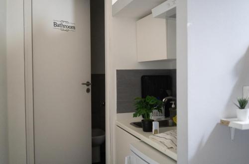 FREE FLAT 2