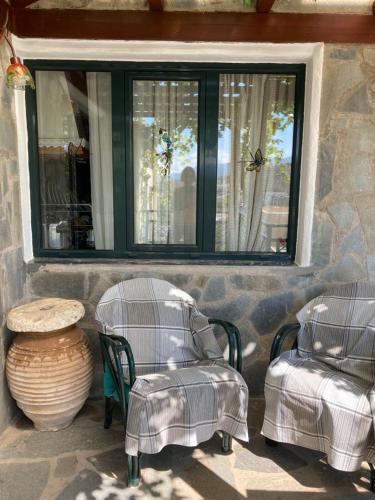 Melissa Apartments in Anogeia