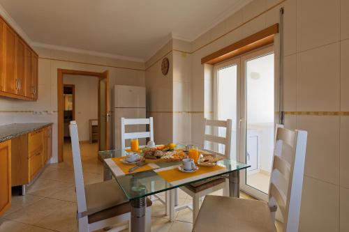 廚房, Alojamento Santo António (Alojamento Santo Antonio) in 佩尼謝市中心