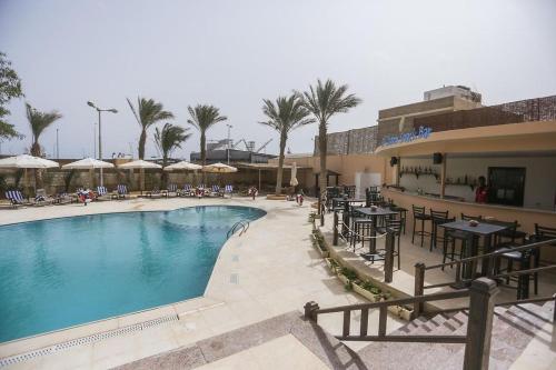 Swimming pool, Jawhara Inn Hotel - فندق الجوهرة سفاجا in Safaga