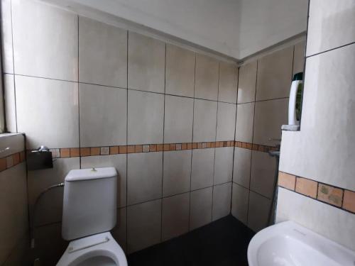 Lovely & quite appart 1234gs, Tirana (photo 3)