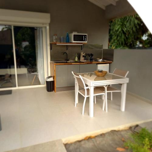 LE MANGUIER in Baie-Mahault