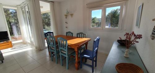 Iekārtas, Precioso apartamento con piscina en Tamariu in Tamariu