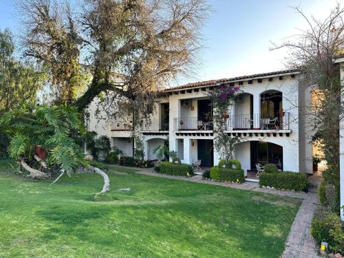 444673823 Hotel Hacienda Taboada (Aguas Termales)