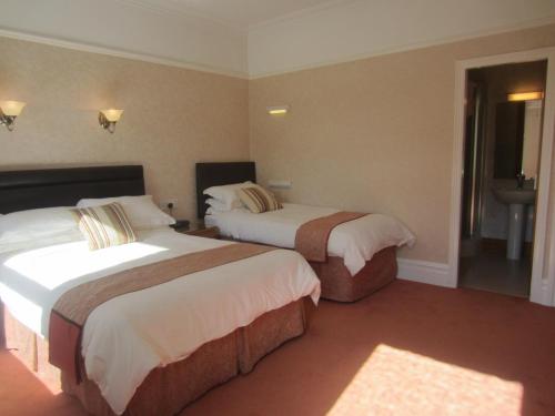 Gwrach Ynys Country Guest House