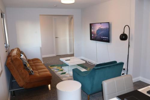 Picture of Garland Modern Apartment With Private Garden & Parking Dartford 5