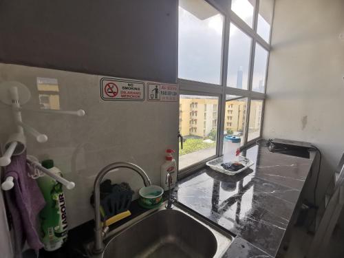 Kitchen, KLCC Pavilion Gleneagles Embassy Private room 4 near Tesco Ampang