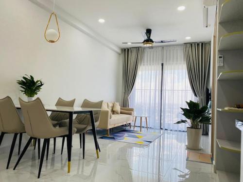 Luxury 2 King BD, 2WC, Swimming pool, Di An City, Binh Duong