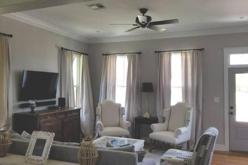 Fully Furnished Charming and Quaint New Orleans Cottage photo 3