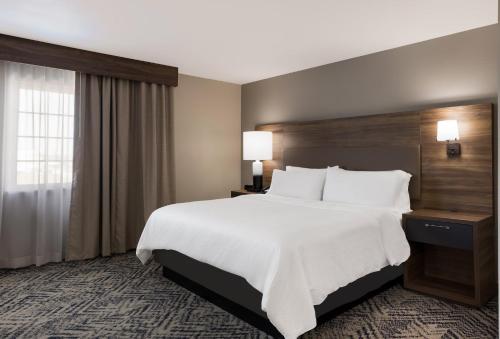 Candlewood Suites Lafayette an IHG Hotel - image 14