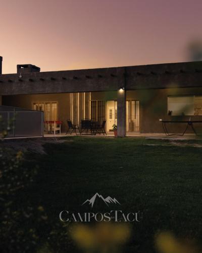 Casa de campo - Campos del Tacu