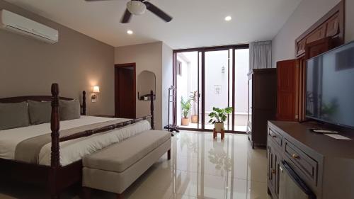 Casa Valladolid Boutique Hotel in Candelaria