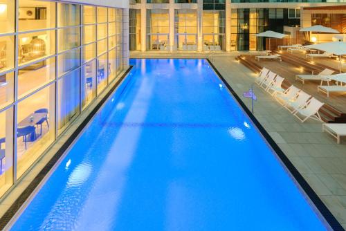 泳池, 荷兹利亚希律酒店-the Beach管理 (Herods Herzliya Hotel by the Beach) in 荷兹利亚