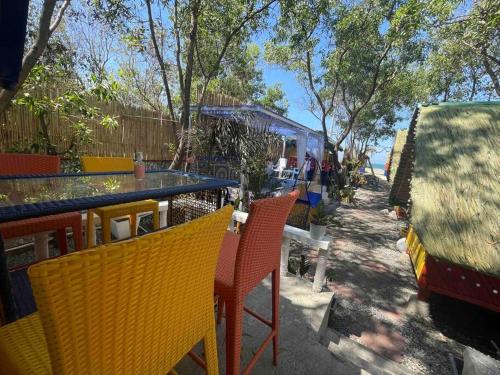 Beachfront Glamping with Mini Pool Exclusive Property, Lingayen (photo 9)