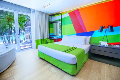 room detail thumbnail 1