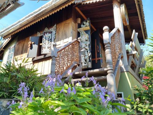 Hello Sichang Bungalow near Koh Si Chang